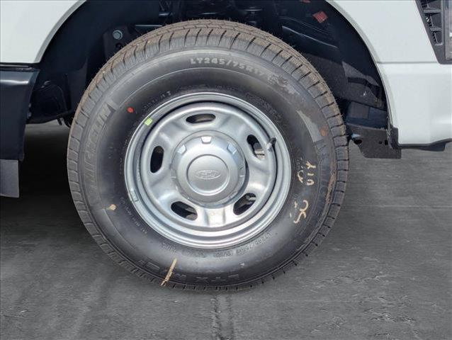 new 2025 Ford F-250 car, priced at $60,150