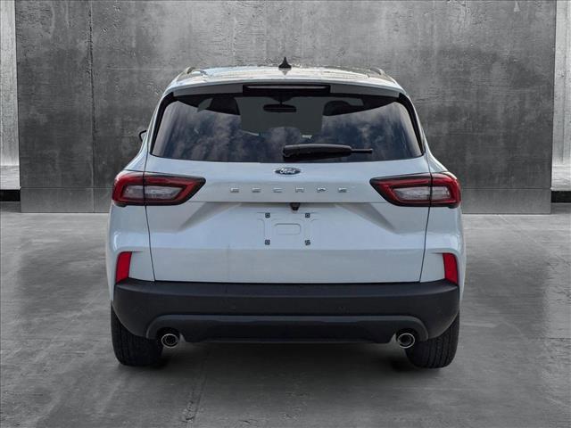 new 2025 Ford Escape car, priced at $30,407