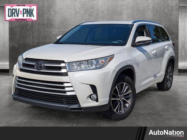 used 2018 Toyota Highlander car, priced at $25,992