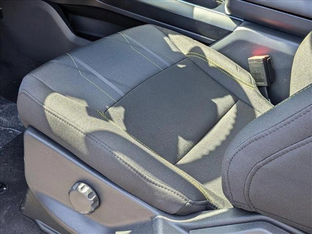 new 2025 Ford F-150 car, priced at $45,580