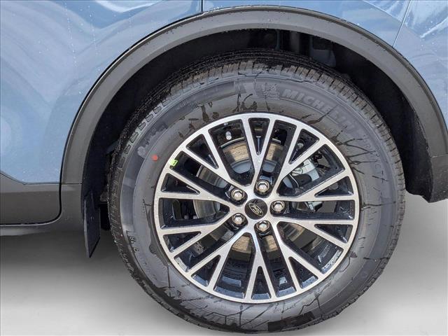 new 2025 Ford Escape PHEV car, priced at $31,536