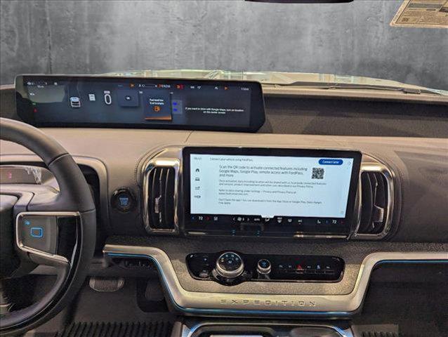 new 2025 Ford Expedition car, priced at $85,245