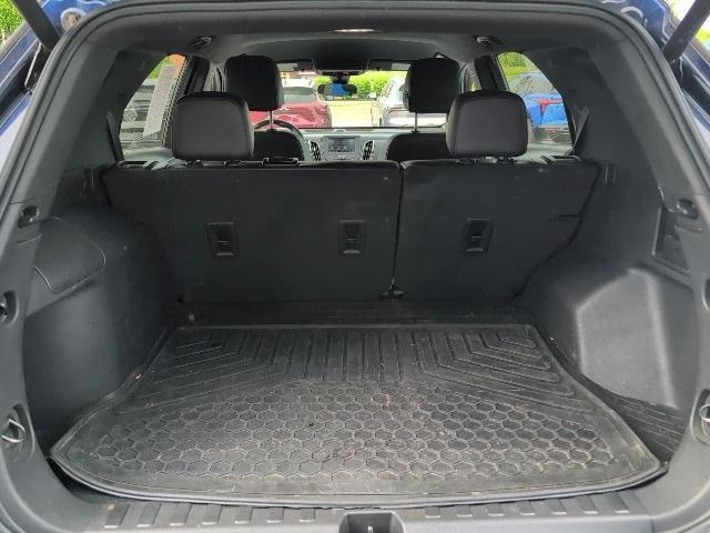 used 2022 Chevrolet Equinox car, priced at $23,822