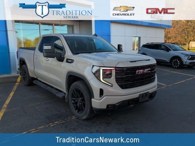 used 2022 GMC Sierra 1500 car, priced at $41,634