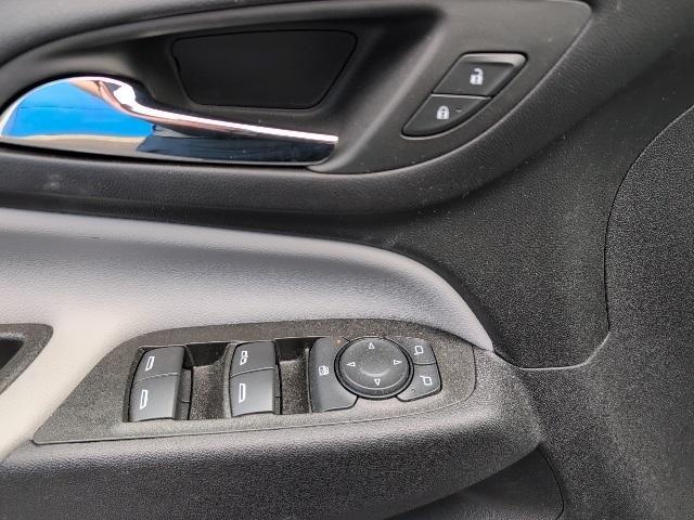 used 2024 Chevrolet Equinox car, priced at $23,662