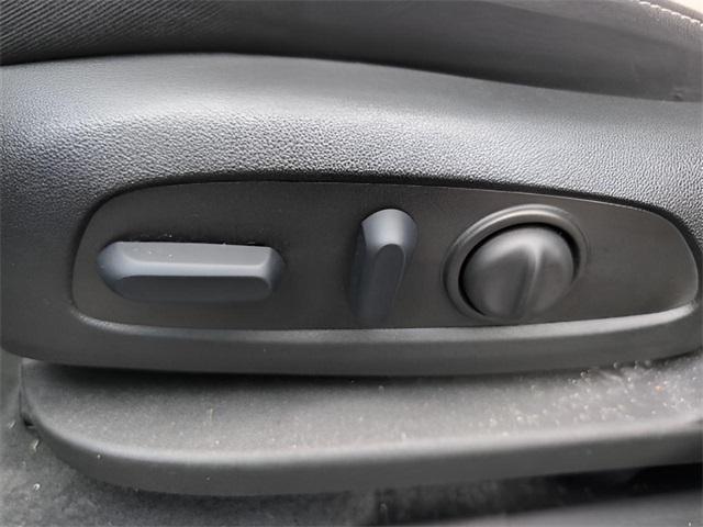 used 2024 Chevrolet Equinox car, priced at $23,662
