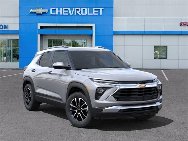 new 2025 Chevrolet TrailBlazer car, priced at $28,825