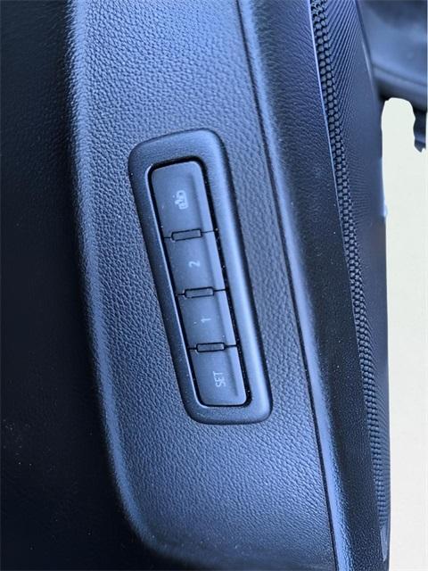 used 2019 GMC Yukon car, priced at $34,363