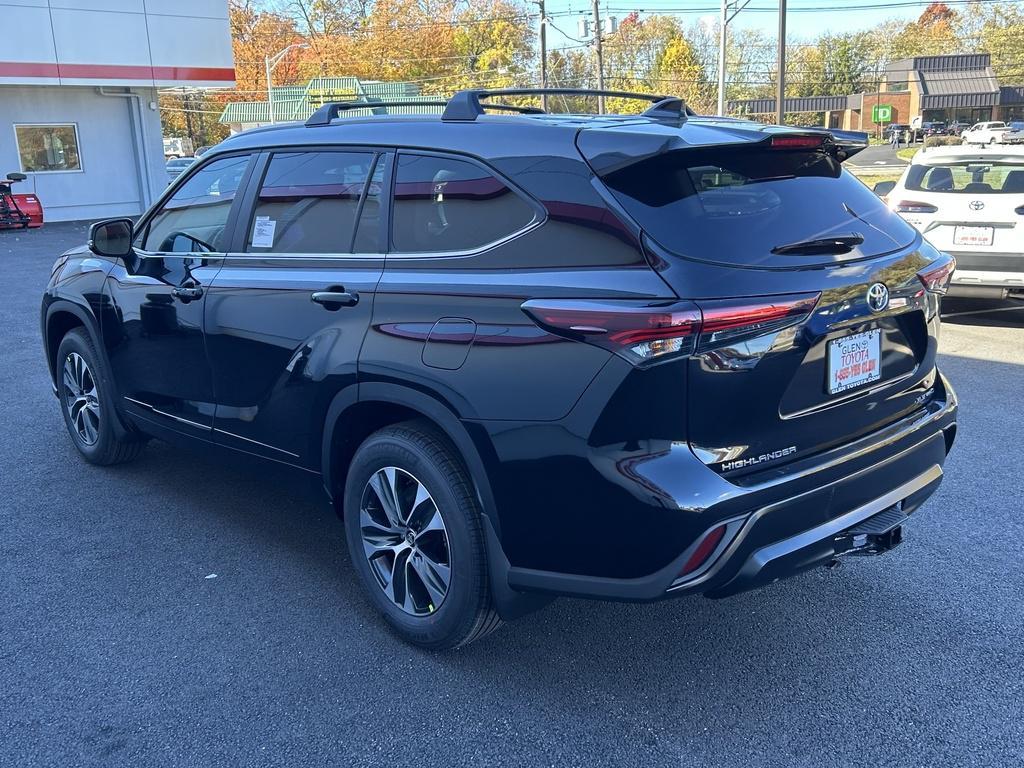 new 2026 Toyota Highlander car, priced at $47,962