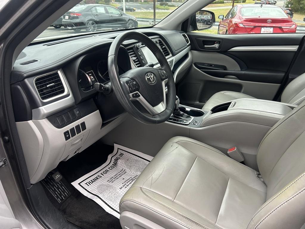 used 2016 Toyota Highlander car, priced at $16,500
