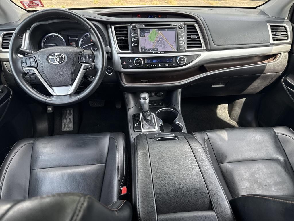 used 2019 Toyota Highlander car, priced at $20,800