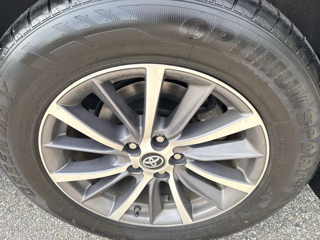 used 2019 Toyota Highlander car, priced at $20,800
