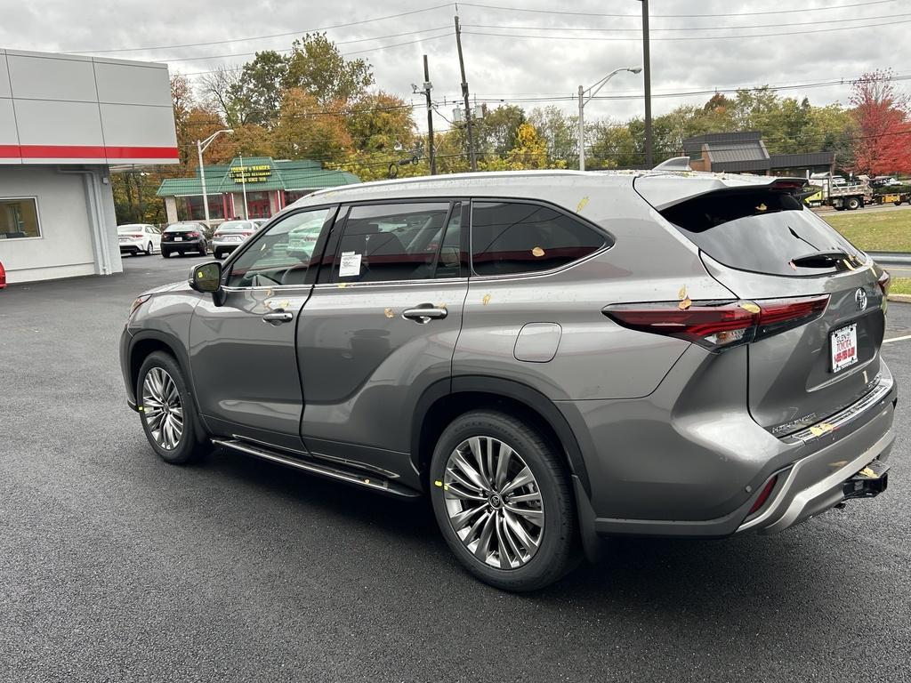 new 2026 Toyota Highlander car, priced at $57,561