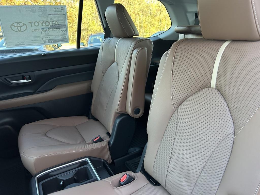 new 2026 Toyota Grand Highlander car, priced at $59,318