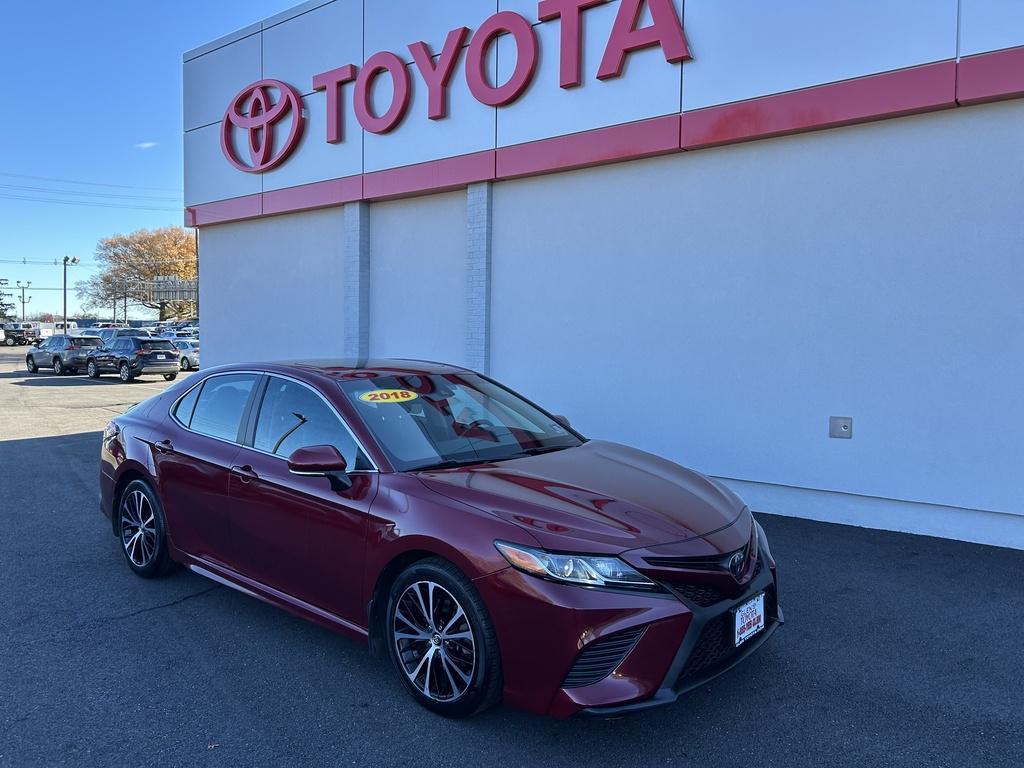 used 2018 Toyota Camry car, priced at $20,000