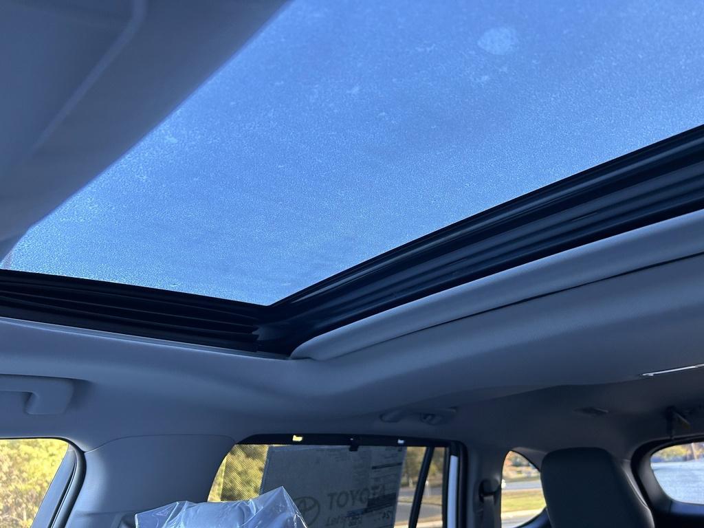 new 2025 Toyota Highlander car, priced at $46,853