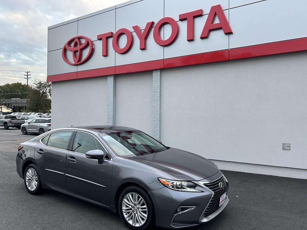 used 2016 Lexus ES 350 car, priced at $16,000