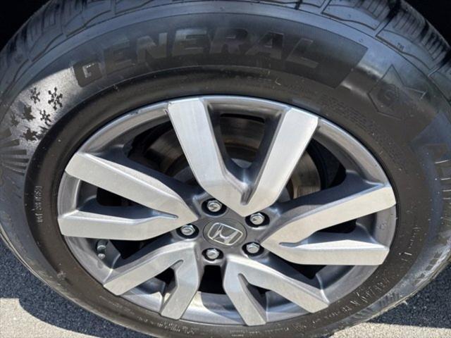 used 2020 Honda Pilot car, priced at $24,251