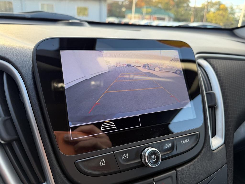 used 2022 Chevrolet Malibu car, priced at $13,800