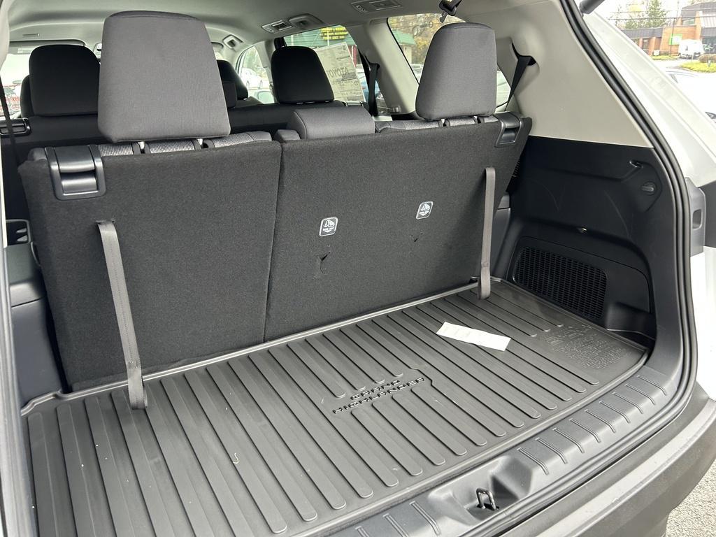 new 2026 Toyota Highlander car, priced at $45,693