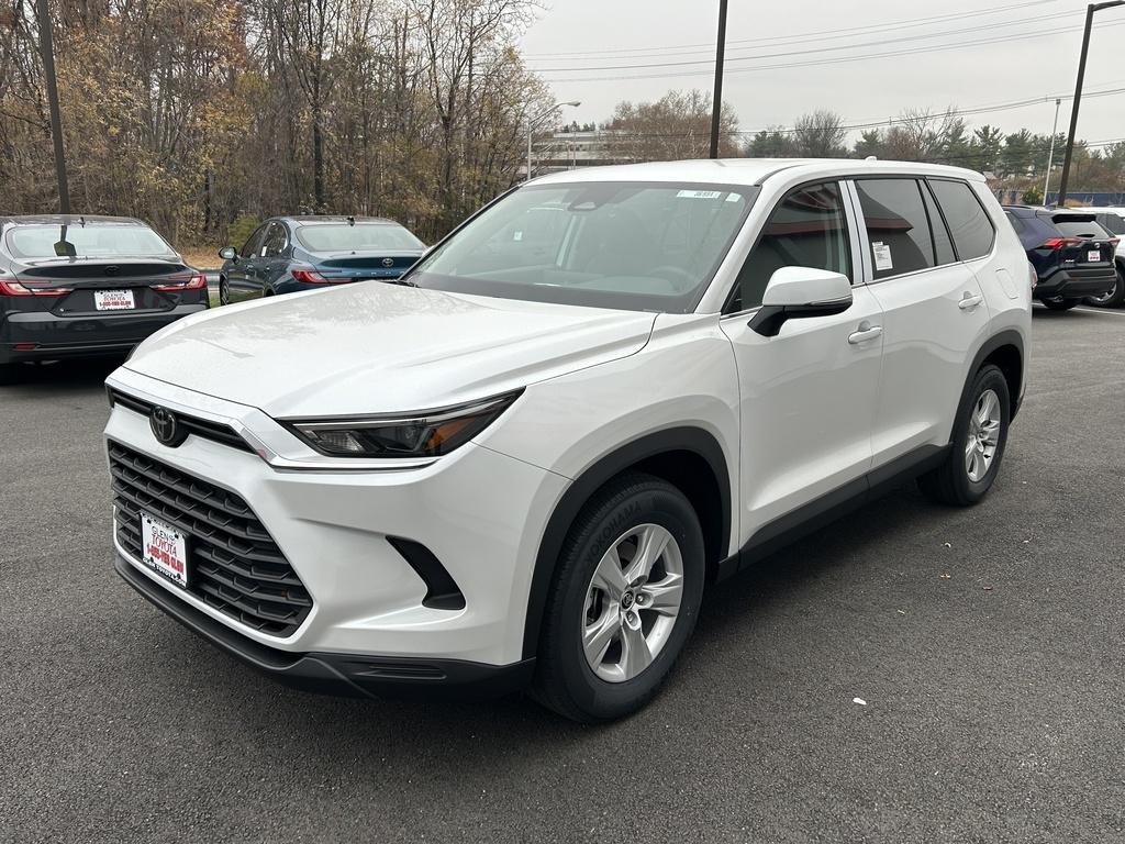 new 2026 Toyota Highlander car, priced at $45,693