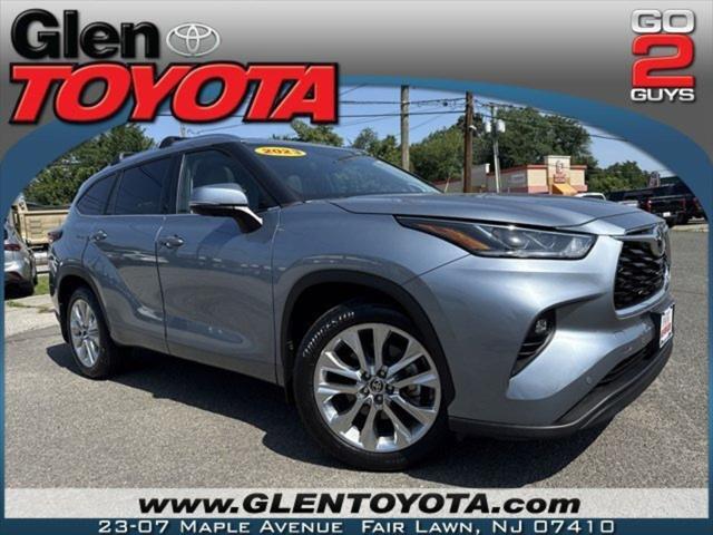 used 2023 Toyota Highlander car, priced at $42,951