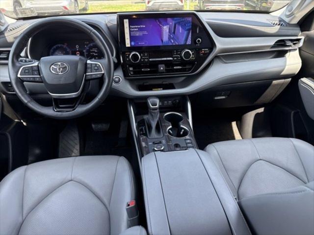used 2023 Toyota Highlander car, priced at $42,951