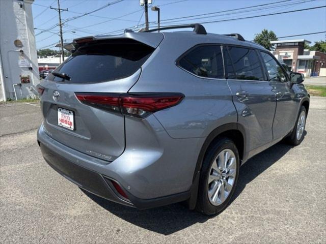 used 2023 Toyota Highlander car, priced at $42,951