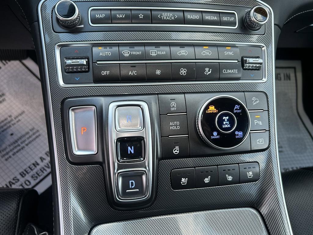 used 2023 Hyundai Santa Fe car, priced at $24,900