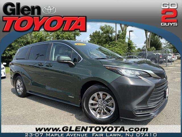 used 2021 Toyota Sienna car, priced at $34,231