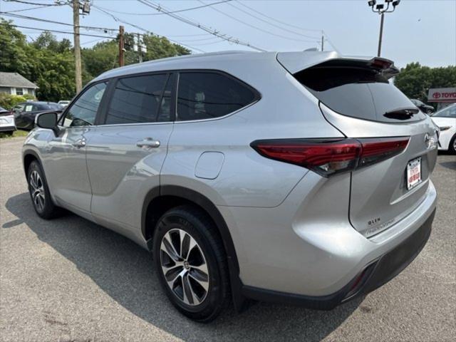 used 2023 Toyota Highlander car, priced at $40,041
