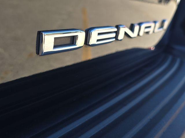 used 2024 GMC Yukon car, priced at $84,500