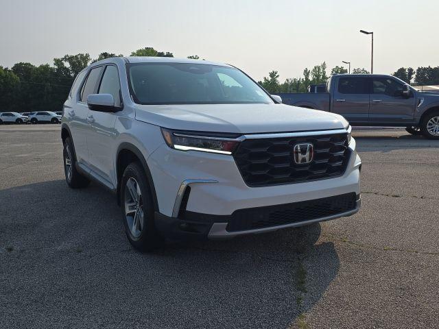 used 2024 Honda Pilot car, priced at $41,800