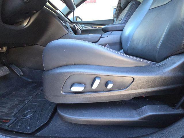 used 2021 Cadillac XT5 car, priced at $26,853