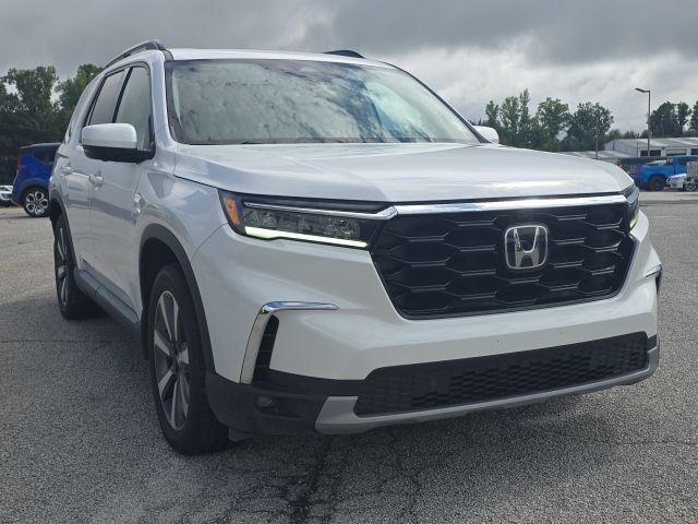 used 2023 Honda Pilot car, priced at $44,300