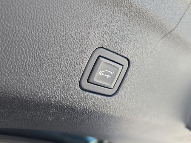 used 2023 GMC Yukon car, priced at $62,850