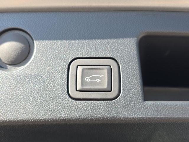 used 2025 Chevrolet Equinox car, priced at $35,995