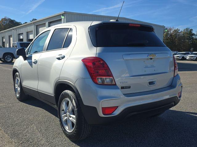 used 2022 Chevrolet Trax car, priced at $19,990