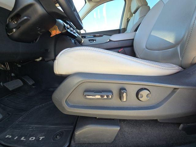 used 2024 Honda Pilot car, priced at $41,250