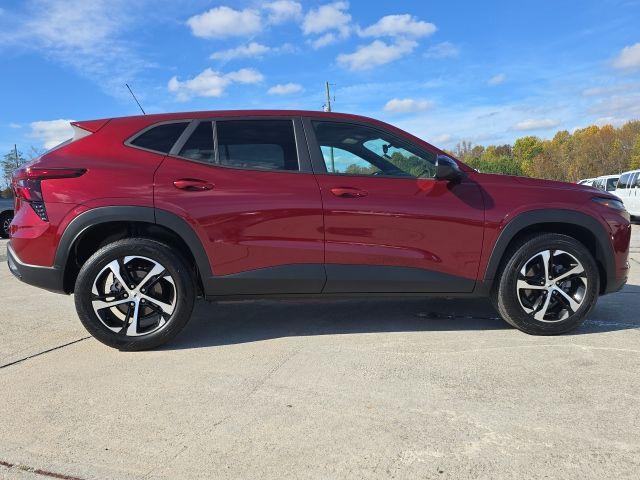 used 2024 Chevrolet Trax car, priced at $23,850