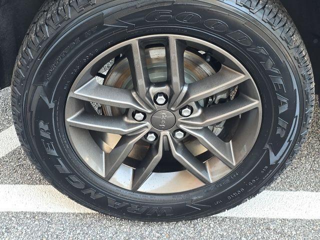 used 2016 Jeep Grand Cherokee car, priced at $14,953