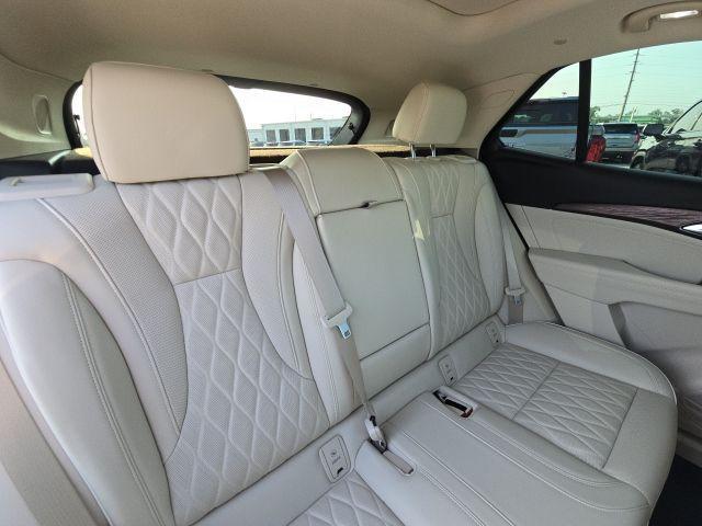 used 2023 Buick Envision car, priced at $35,800
