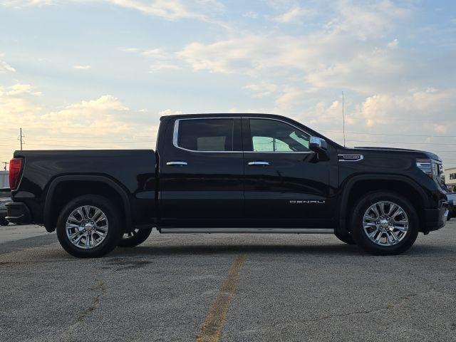 used 2022 GMC Sierra 1500 car, priced at $58,265