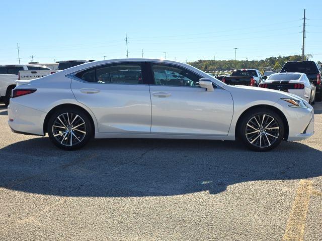used 2023 Lexus ES 350 car, priced at $41,850