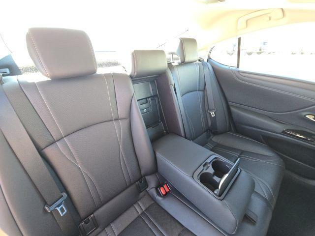 used 2023 Lexus ES 350 car, priced at $41,850