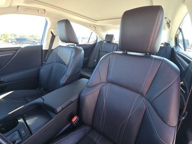 used 2023 Lexus ES 350 car, priced at $41,850