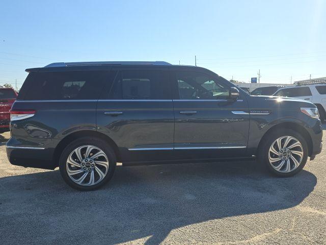 used 2022 Lincoln Navigator car, priced at $65,850