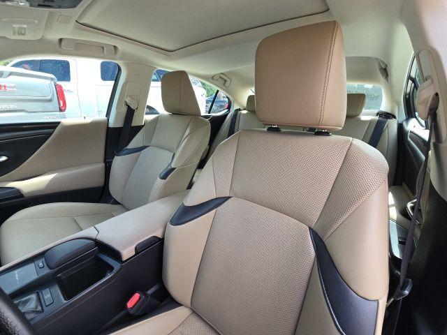 used 2021 Lexus ES 350 car, priced at $32,853
