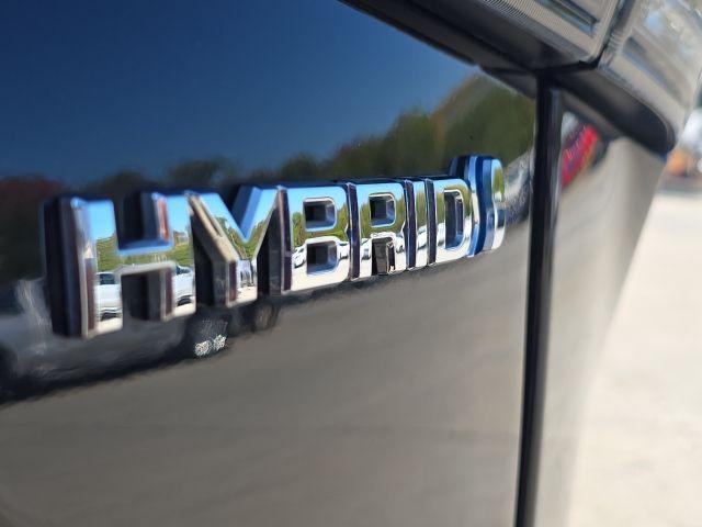 used 2022 Toyota Highlander Hybrid car, priced at $41,500