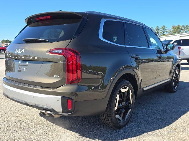 used 2023 Kia Telluride car, priced at $36,750